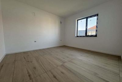 Duplex 3 camere, 80mp, teren 280mp, eficient energetic in Utvin - 9