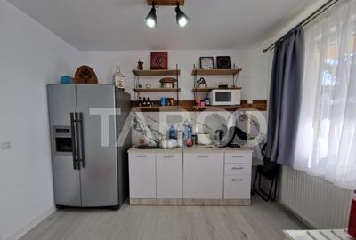 Duplex pe 2 niveluri si apartament cu intrare separata Selim - 10