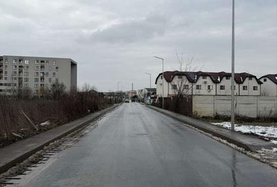 Teren de 3900 mp, în Central