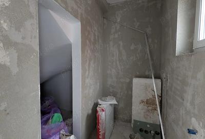 Casă cu 3 camere cu Teren 118 Mp în Florești - 13