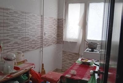 Apartament cu 2 camere semidecomandat în Berceni - 8