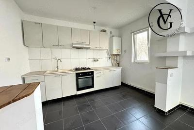 Casa la sol, 3 camere - 160 mp - Navodari - 2