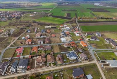 Casă cu 5 camere cu Teren 552 Mp în Zădăreni - 4