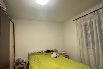 Apartament cu 2 camere semidecomandat în Mărăști