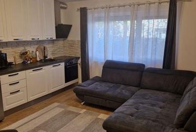 Apartament cu 3 camere decomandat în Decebal
