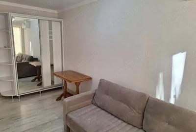 Garsonieră semidecomandată în 1 Decembrie 1918