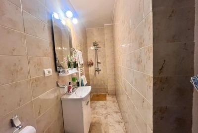 Pensiune superba cu piscina | COMISION 0 | Girocului - 12