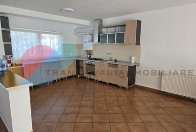 Casa de inchiriat, 4 camere, 140 mp, Buna Ziua, zona Lidl - 2