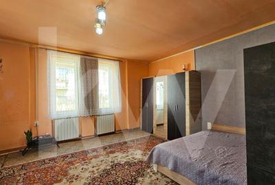 Casa individuala compusa din doua apartamente, cu teren liber de 540 mp - 4