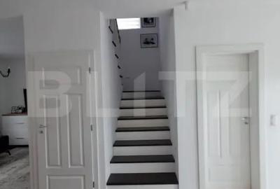 Casă cu 4 camere cu Teren 500 Mp în Central - 3