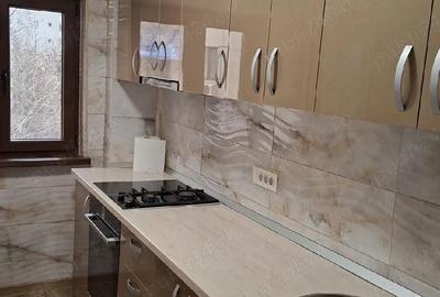 Apartament cu 2 camere decomandat în Polonă - 4