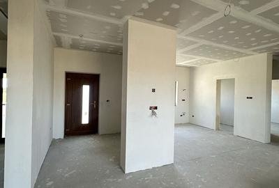 Casă cu 3 camere în Zimandcuz - 1