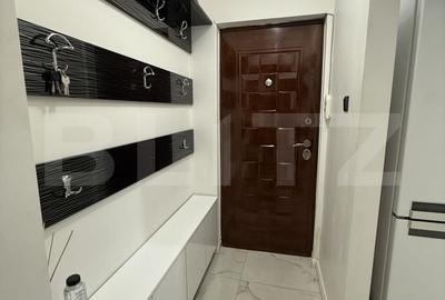 Apartament cu 2 camere în Micro 15