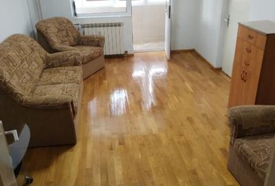 Apartament cu 2 camere decomandat, mobilat în Ultracentral