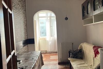 Apartament cu 2 camere decomandat în Central - 2
