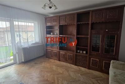 Apartament cu 3 camere decomandat în Tolstoi