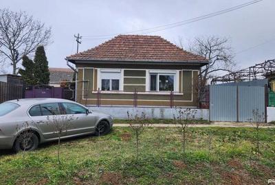 De Vanzare Casa in Sacueni, Bihor - 1