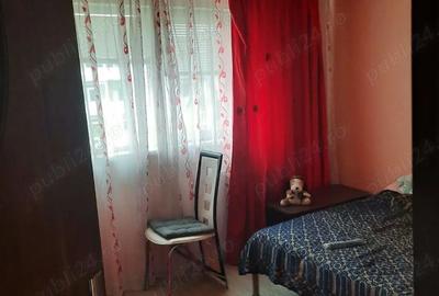 Inchiriez apartament 2 camere mobilat si cu centrala Inchiriez apartament 2 camere mobilat si cu centrala - 3