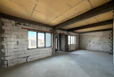 Casa semi-finisata P + M, 110 mp utili, teren 339 mp, Piel - 8