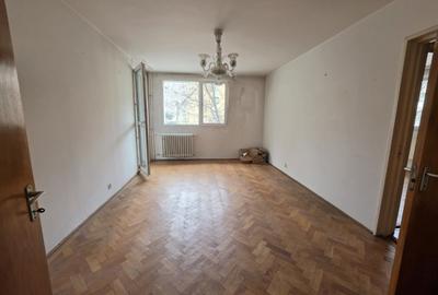 Apartament cu 4 camere semidecomandat în Titan - 12