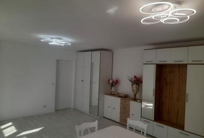 Apartament cu 2 camere decomandat în Central - 3