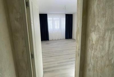 Apartament cu 3 camere decomandat în Alexandru cel Bun - 2