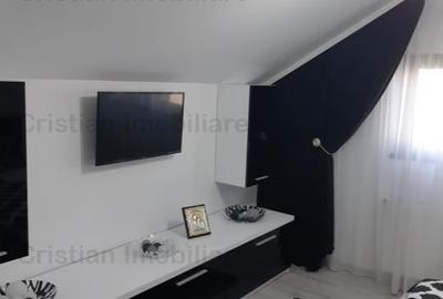 Casă cu 5 camere cu Teren 250 Mp în Chercea - 10