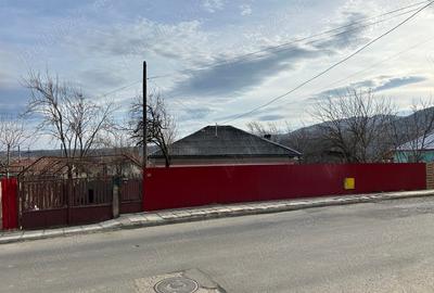 Casă cu 3 camere în Târgu Ocna