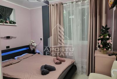 Apartament cu 3 camere semidecomandat în Zăvoi - 6
