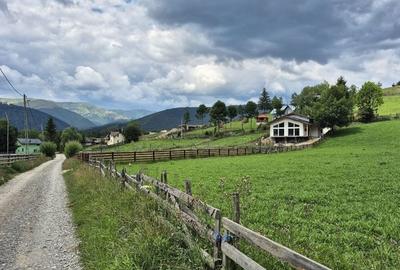Teren intravilan 2470 mp cu vedere către munte! - 9