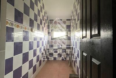 Casă cu 5 camere cu Teren 270 Mp în Mehala