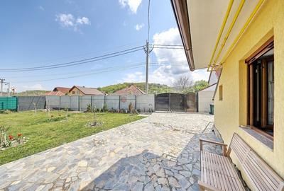 Casa renovata 2024 cu 2 apartamente - 36