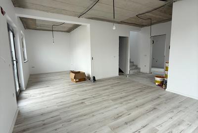 Casă individuală cu 4 camere cu Teren 240 Mp în Costi - 15