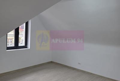 Casă individuală cu 6 camere cu Canalizare în Central - 17