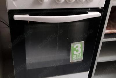 Apartament cu 3 camere semidecomandat în Central - 8
