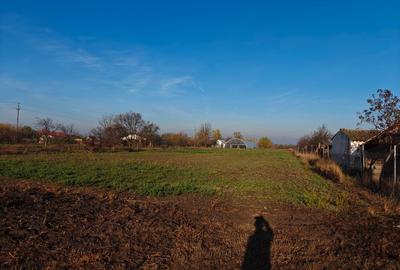 Va propunem spre vânzare o proprietate situată în Satu Mare, comuna Secusigiu, j - 2