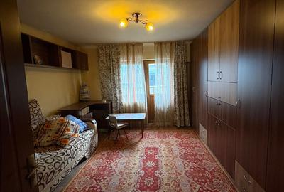 Garsonieră decomandată, mobilată în Iris