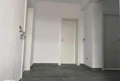Casă cu 5 camere cu Teren 950 Mp în Central - 5