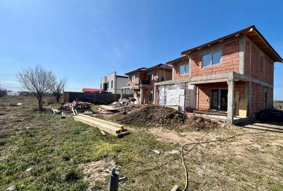 Duplex cu 5 camere cu Canalizare în Giroc - 3