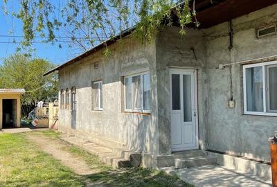 Casă cu 3 camere în Găești - 6