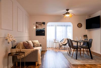 Apartament cu 3 camere decomandat, mobilat în Berceni