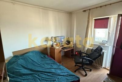 OPORTUNITATE | APARTAMENT 2 CAMERE | STEFAN CEL MARE | BLOC 1981 - 4