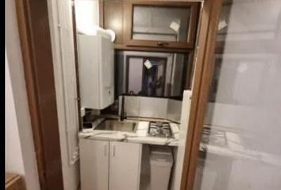 Tineretului sincai vila etaj 1 - 3