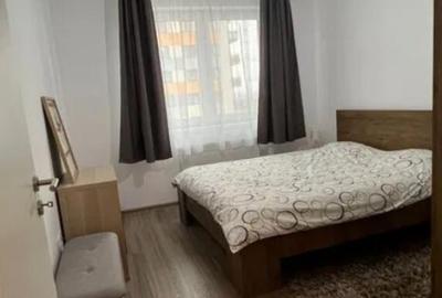 Apartament 2 camere, decomandat - zona Tractorul - 3