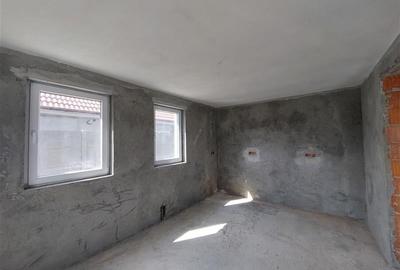 Casa la gri in zona buna Sanleani - 10