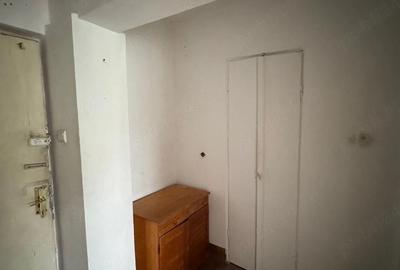 Garsonieră decomandată în Central - 6