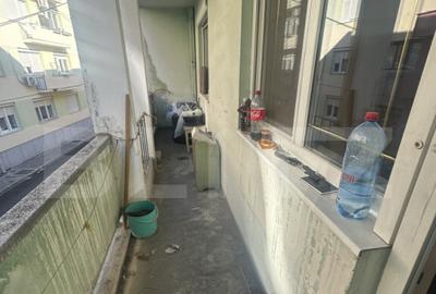 Apartament cu 3 camere, 60 mp, zona Centrala - 4