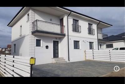 Casă cu 3 camere cu Teren 3 Mp în Central - 4