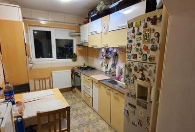 Oltenitei apartament 3 camere - 6