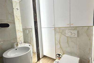 Apartament cu 3 camere decomandat în Central - 9